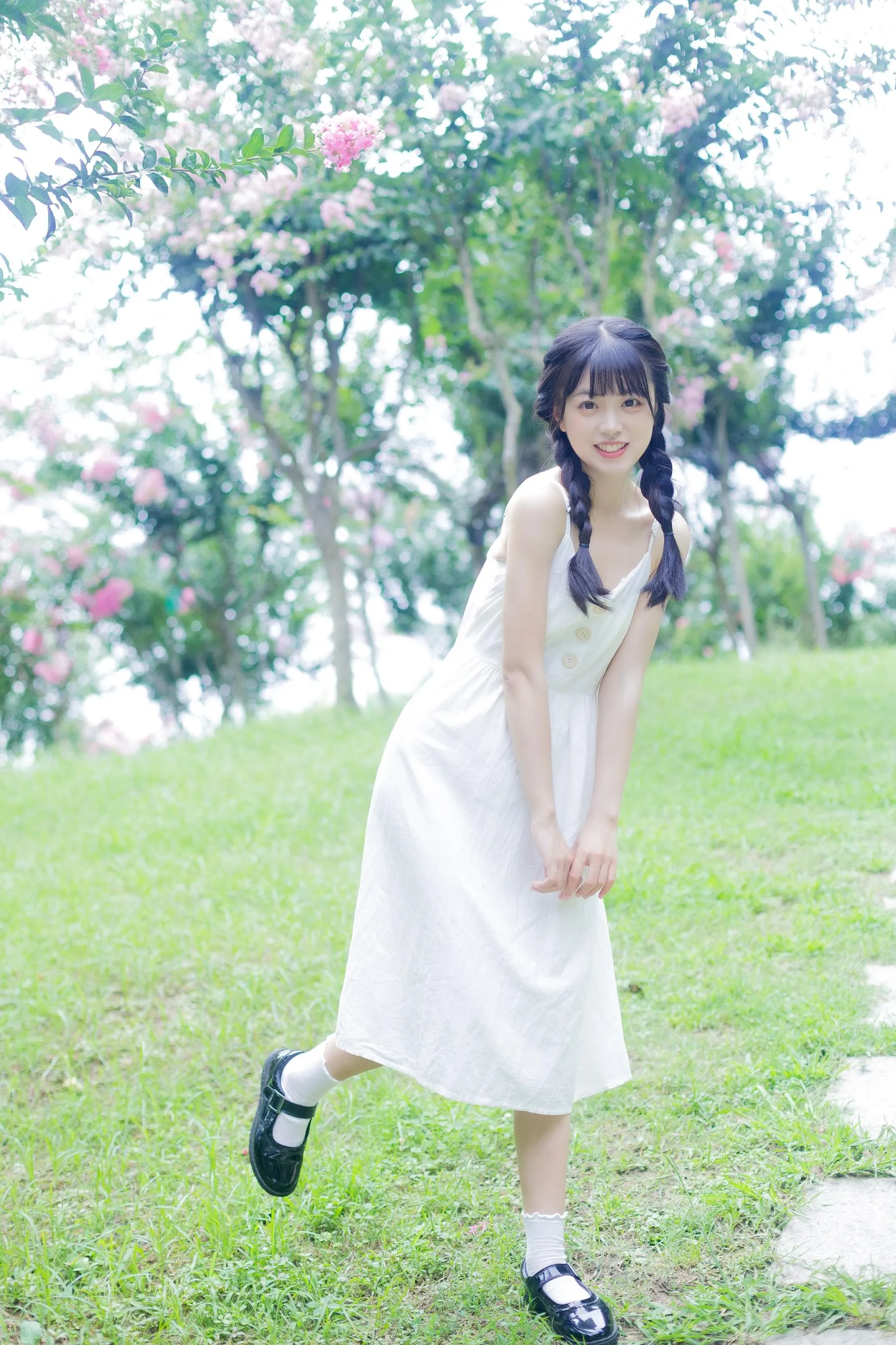 [YITUYU艺图语]2022.08.15 漫山遍野 可爱泡泡呀 [28P]插图3
